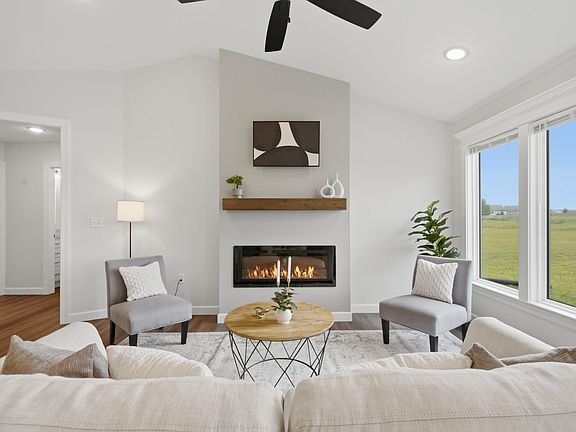 4th image of 4385 Glen View Dr