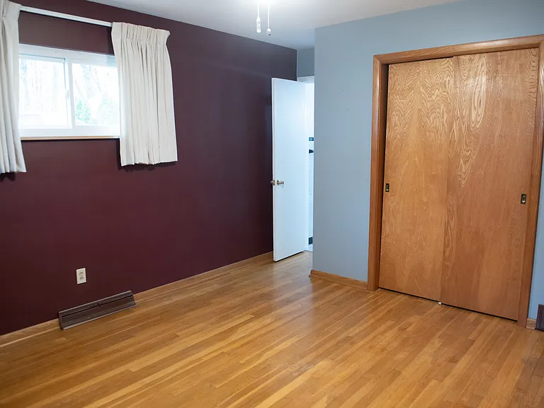 2066 Bradley Rd — Photo 23