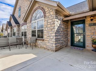 808 Wynnshire Dr #A, Hickory, NC 28601