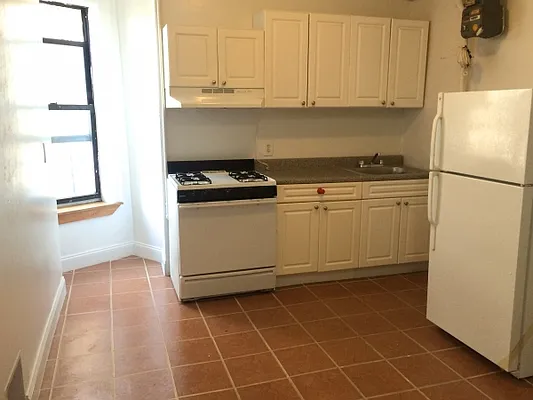 Rented by Citi Habitats | media 6