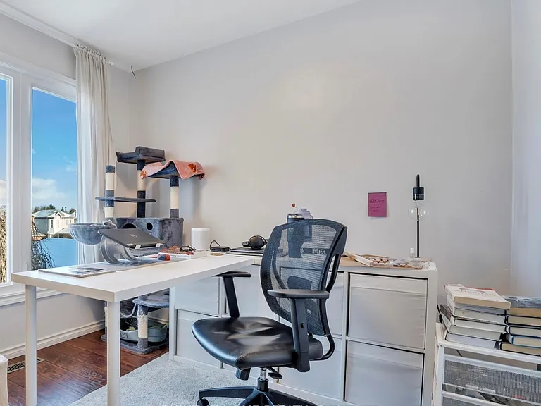 27 Melborne Ct — Photo 17