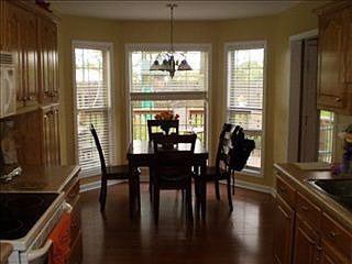 5th image of 139 Broadstone Dr