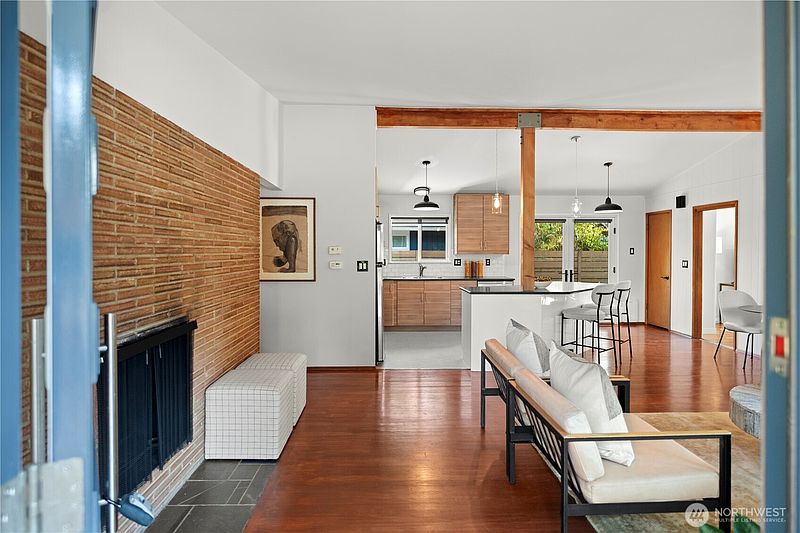 2nd image of 263 N 171st Street