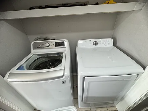 680 Sharp Ln #611 Photo 1