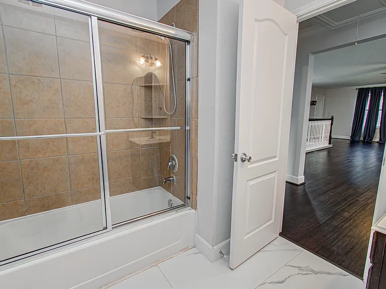 16430 Williamstown Dr — Photo 36