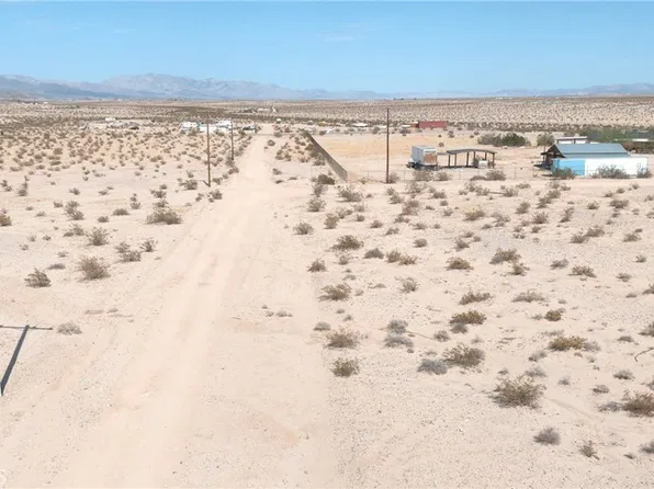 20 Mesa Dr, Twentynine Palms, CA 92277