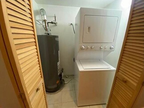 4th image of 1714 W Warren Blvd #1712-E2
