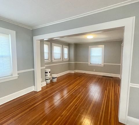 5th image of 480 Sherwood Pl #1