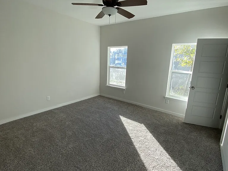 658 Chestnut St — Photo 10