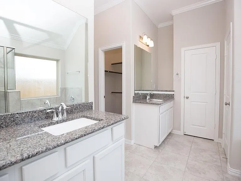 15810 Vanderpool River Dr — Photo 14