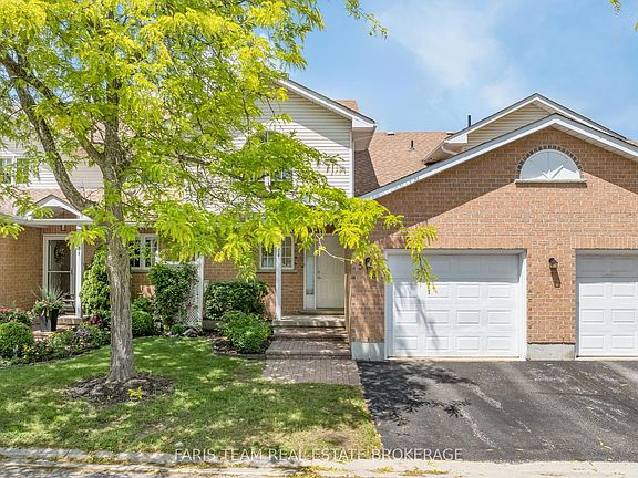 2nd image of 60 Museum Dr #518