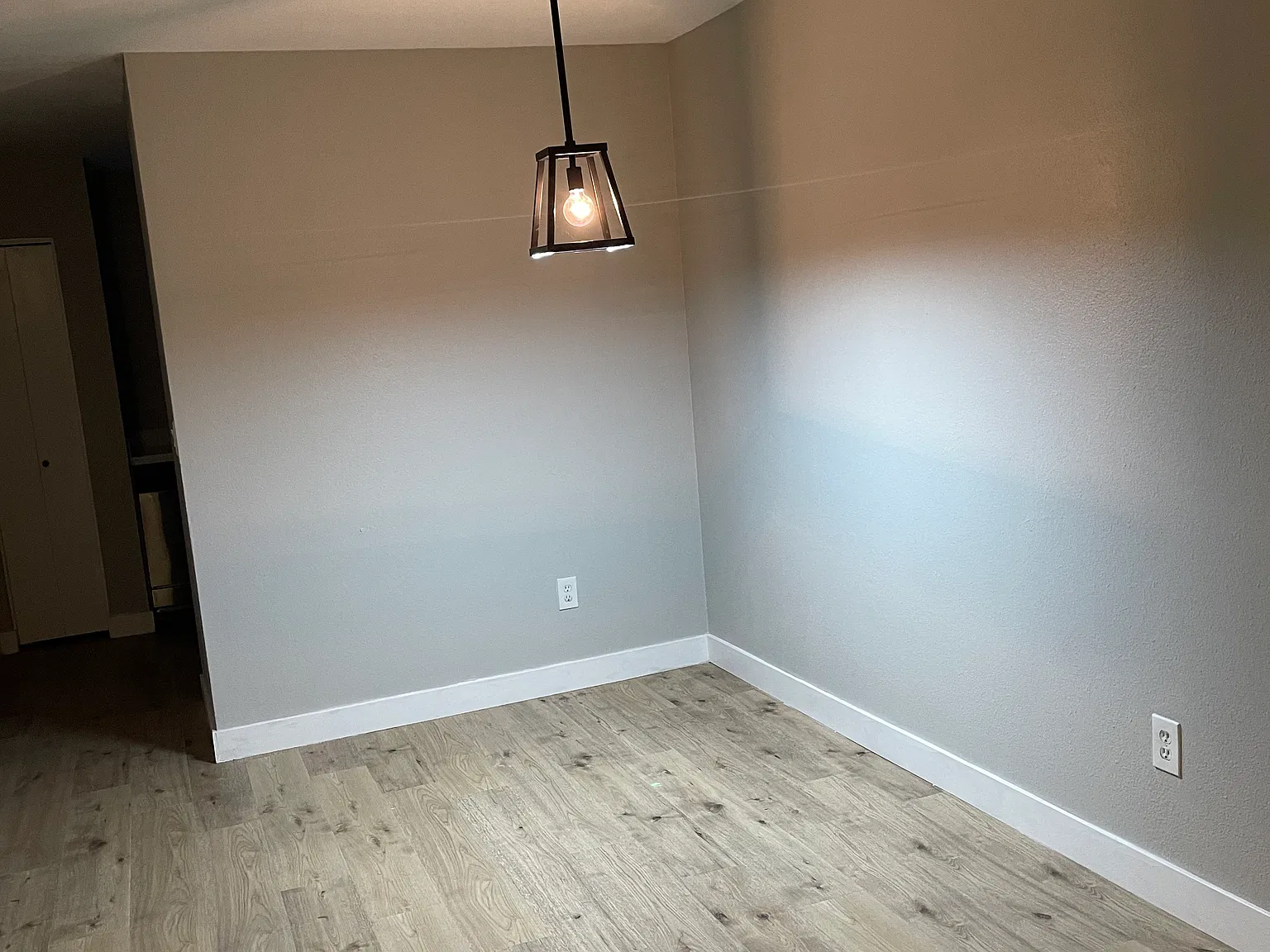 2 bed, 865 sqft, $1,650 — Photo 4