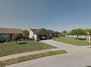2390 Heritage Park Dr, Owensboro, KY 42301