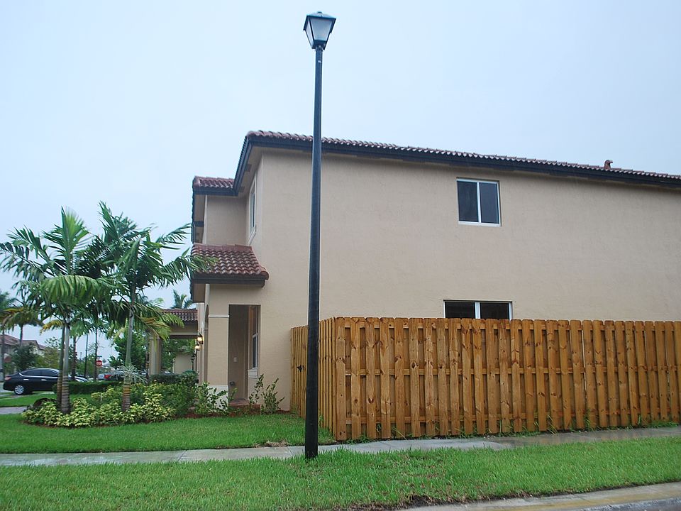 2nd image of 11878 SW 250th Ter