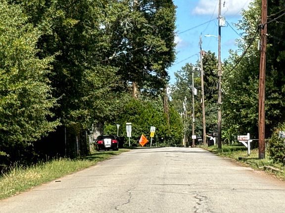 5th image of 312 Main St