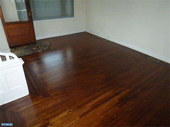 4th image of 5417 Larchwood Ave