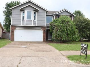4433 W Queens St, Broken Arrow, OK 74012