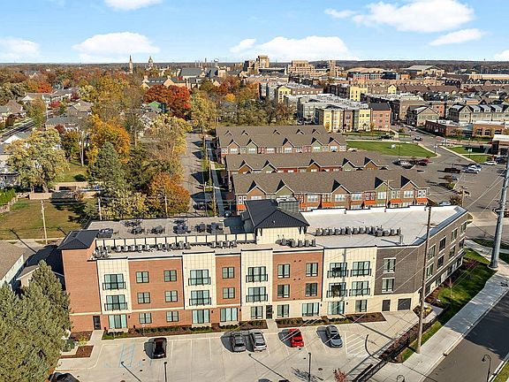 2nd image of 1010 Corby Blvd Unit 111