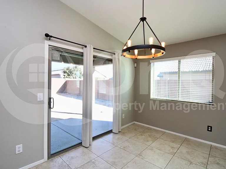 18622 W Vogel Ave — Photo 6