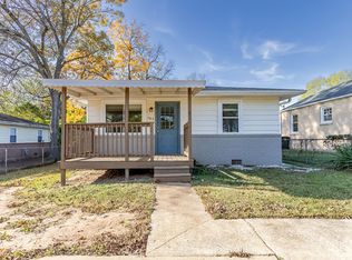 102 Parkins Mill Rd, Greenville, SC 29607