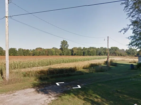 35991 Hobarth Rd, Chesterfield, MI 48047