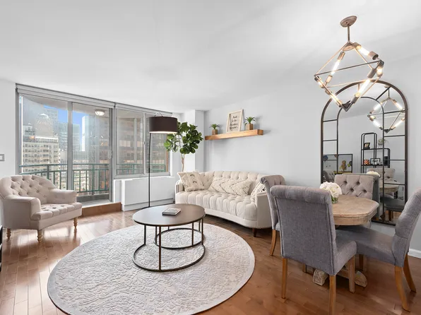 145 East 48th Street image 1 of 9