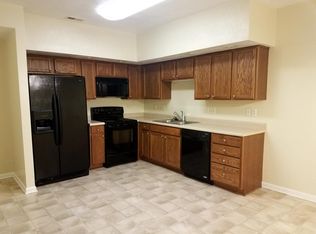 612 Hillcrest Dr, Christiansburg, VA 24073