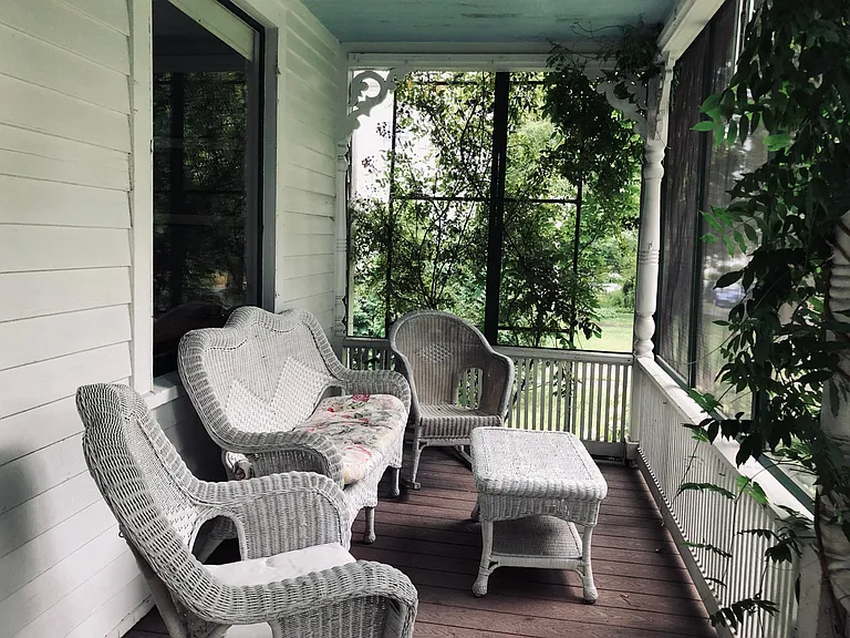 Stilson Ave — Photo 20
