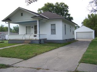 607 Paddock St, Beatrice, NE 68310