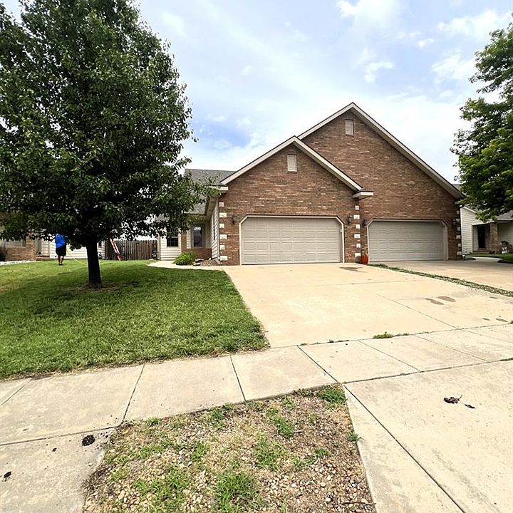 1st image of 2249 Saddlebrook Dr