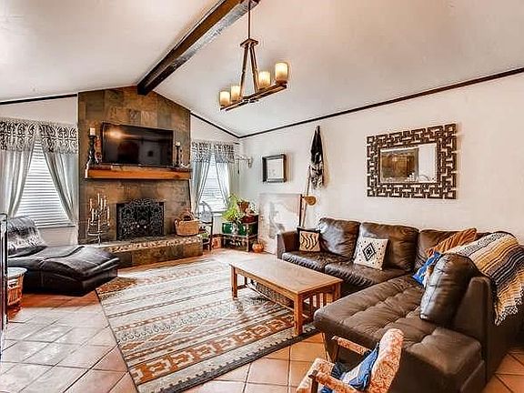 2nd image of 512 Navajo Dr