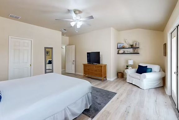 2nd image of 15422 Seamount Cay Ct #206