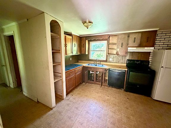 5th image of 5851 Alberene Rd