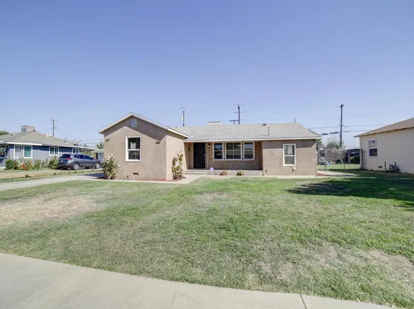1812 Kenmore Dr W, Fresno, CA 93703