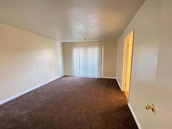 4th image of 1518 French St #108