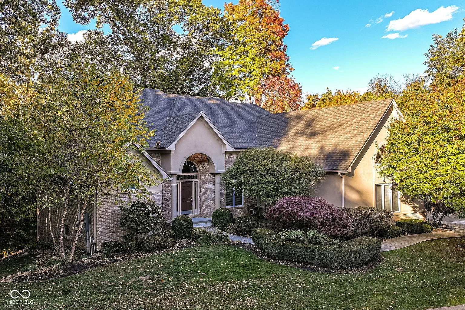 13584 Creekridge Ln photo 1