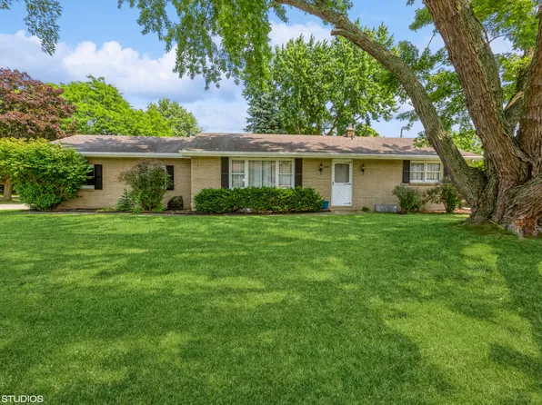 5287 Ivy St, Stevensville, MI 49127