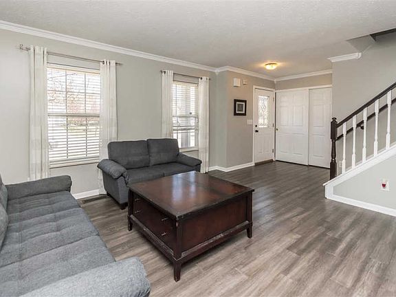 2nd image of 749 Lakefield Dr