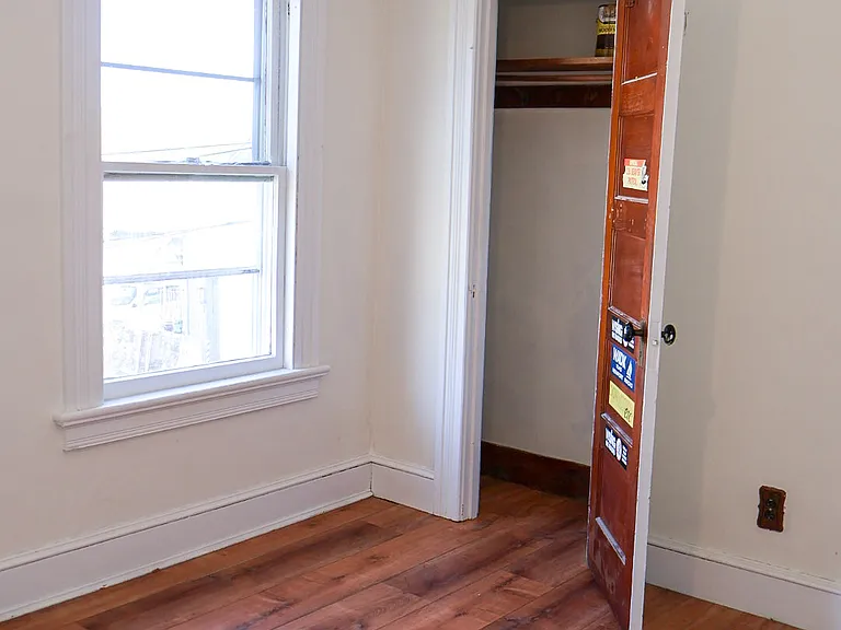 66 Forest Ct — Photo 12