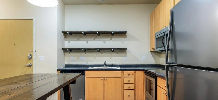 University Flats Apartments — Photo 3