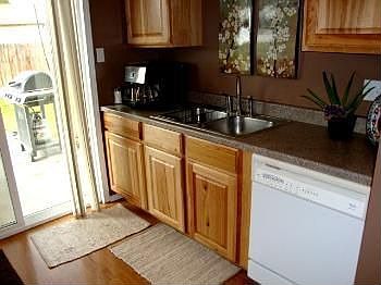 5th image of 1735 Manzanita St