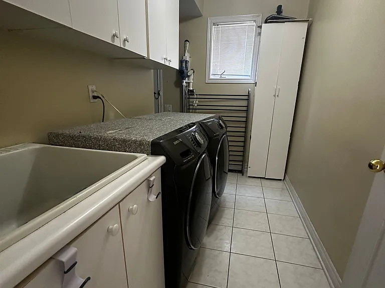 3091 Eden Oak Cres #UPPER — Photo 16
