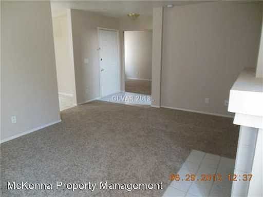 3rd image of 4068 Hazelridge Dr