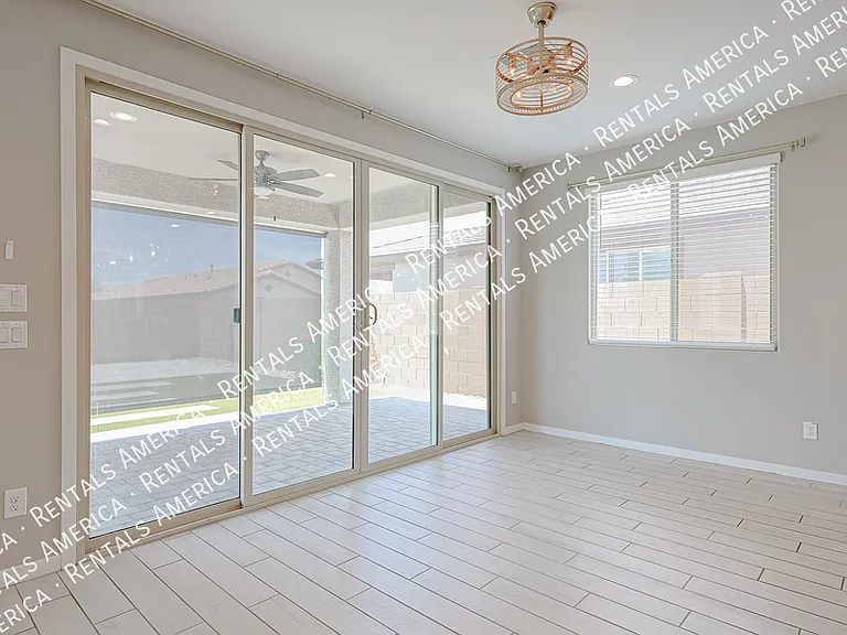 15713 W Woodlands Ave — Photo 9