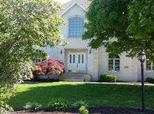 429 Cambridge Ct, Valparaiso, IN 46385