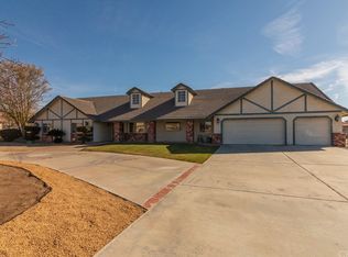 16355 Muni Rd, Apple Valley, CA 92307