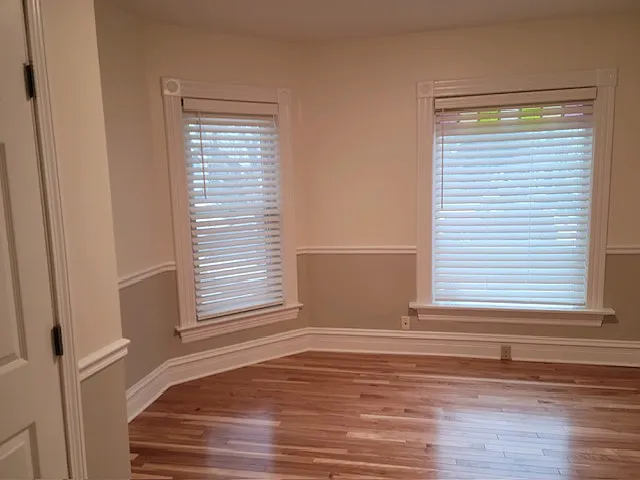 154 Loomis St — Photo 2