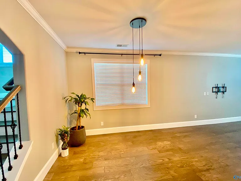 1111 Pegasus Dr NW — Photo 8