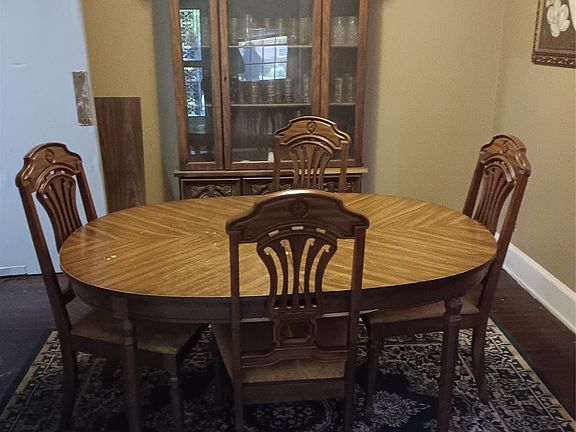 3rd image of 801 W Patton Ave