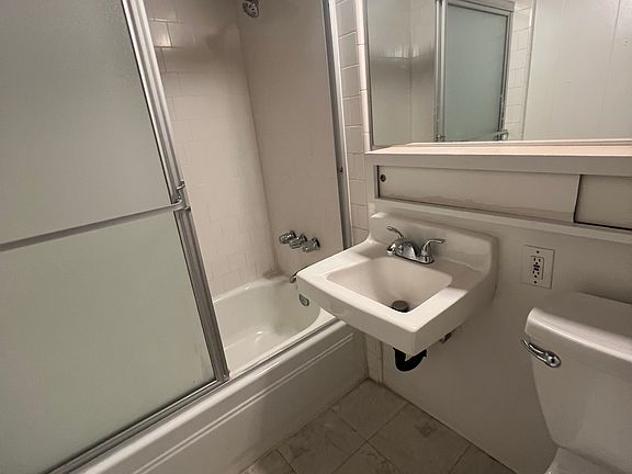 4th image of 399 Park Ave APT 6
